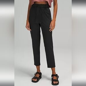 Lululemon Stretch Highrise Pant In 7/8 Length Size 4